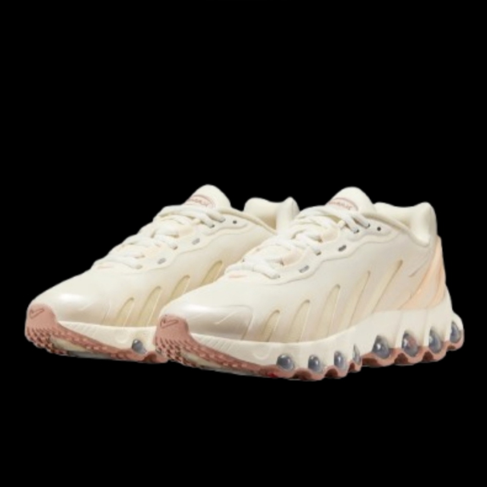 Nike Air Max DN8 Running Womens Size 8 Soft Pearl Particle Pink